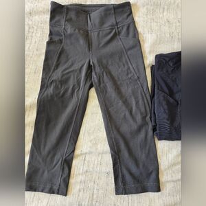 Gray Lululemon 18" Cropped Legging 6